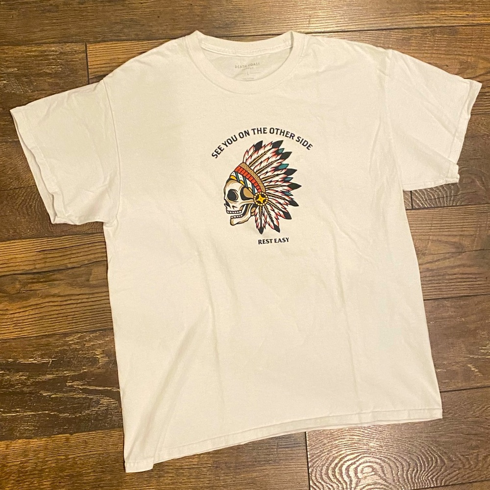 Rest Easy White Headdress Skull T-Shirt, Mens Size L